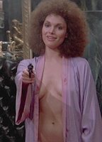 Mary Elizabeth Mastrantonio. 